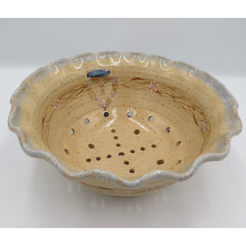 Three Rivers Pottery Vintage 1990 Decorative Hanging Colander Signed Beige/Blue